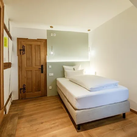 Hochrein Hotel *